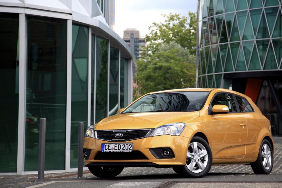  Kia pro_cee&rsquo;d EcoDynamics 2011 года  (фото 3 из 133)